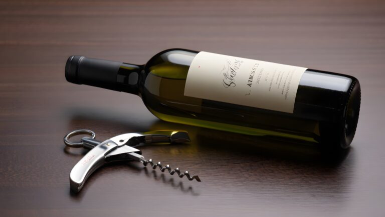 comment-ouvrir-une-bouteille-de-vin